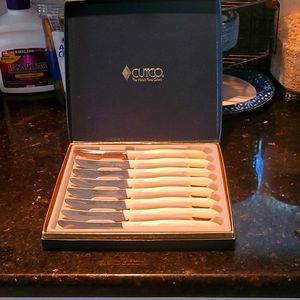 8 Cutco Table Steak Knives